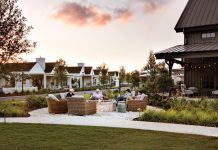 Outdoor dining at Grange Hall. Photo courtesy of Cabot Citrus Farms