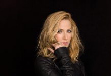 Sheryl Crow will appear live in concert on Palm Beach during Glazer Hall’s inaugural season gala April 18. Photo by Dove Shore