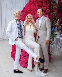 Guests such as Steve Caras dressed to fit the party’s theme. Photo by Jerry Rabinowitz